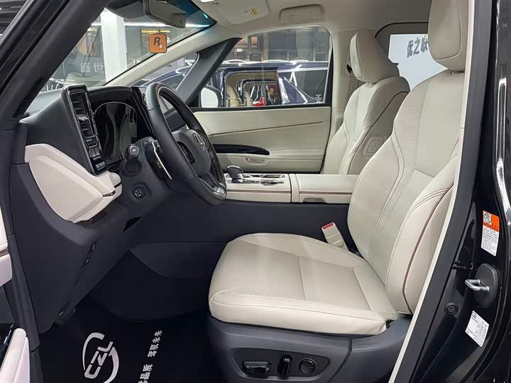 Lexus LM 2023 2023款 350h 七座隽雅版