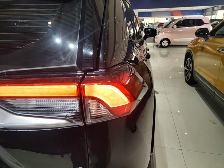 Toyota RAV4 2024 2024款 2.0L CVT两驱风尚Plus版