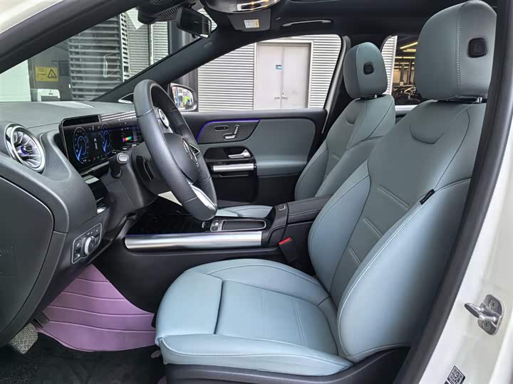 2025 Mercedes-Benz EQA