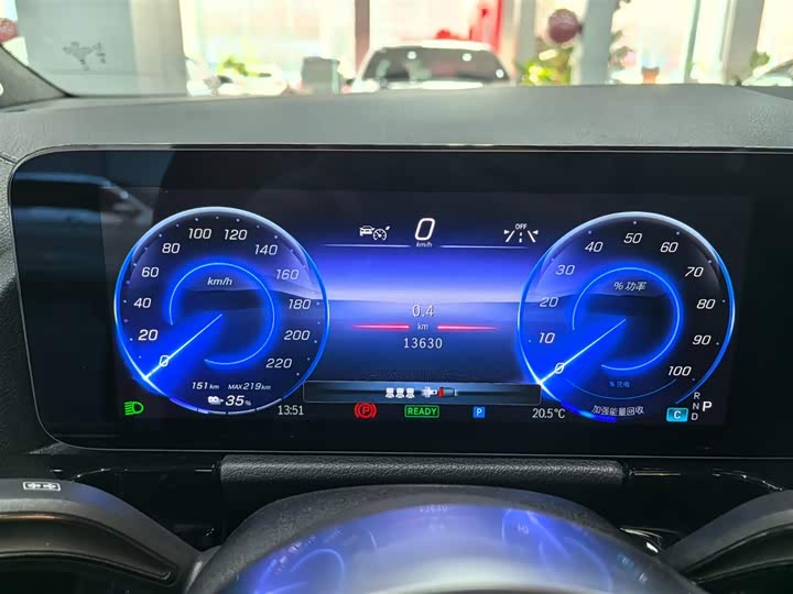 2025 Mercedes-Benz EQA