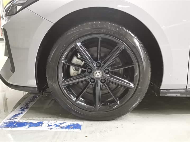 Changan UNI-V Hybrid 2023 2023款 智电iDD 1.5T 113km智趣型（飞快版）