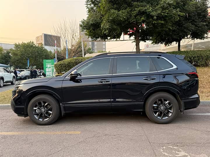 Honda Breeze 2025 2025款 240TURBO 两驱豪华版 5座