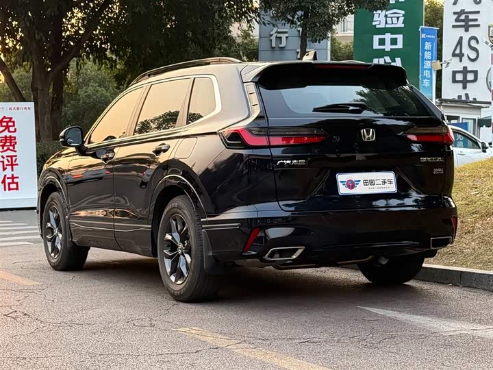Honda Breeze 2025 2025款 240TURBO 两驱豪华版 5座