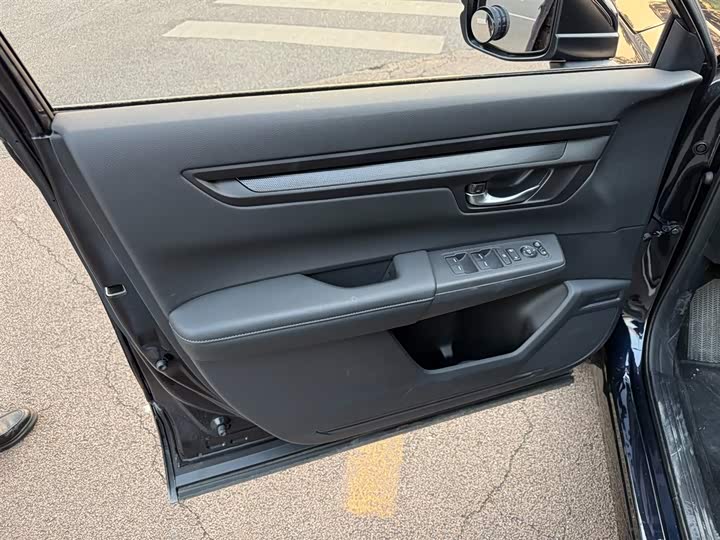 Honda Breeze 2025 2025款 240TURBO 两驱豪华版 5座