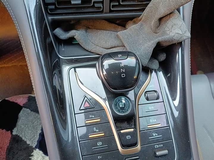 BYD Frigate 07 2023 2023款 DM-i 100KM 尊贵型