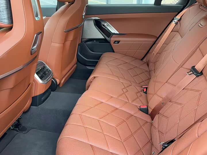 BMW 7 Series 2023 2023款 改款 740Li 尊享型 M运动套装