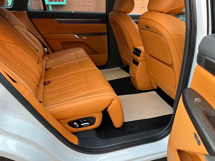 Dongfeng Yipai eπ 008 2025 2025款 210Max如奕版 5座