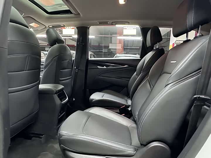 Maxus Euniq 5 2020 2020款 1.3T PLUG IN 精英版