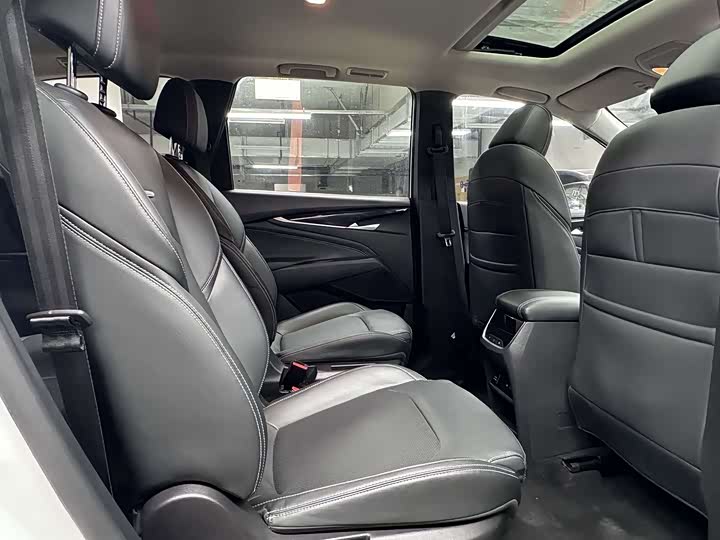 Maxus Euniq 5 2020 2020款 1.3T PLUG IN 精英版