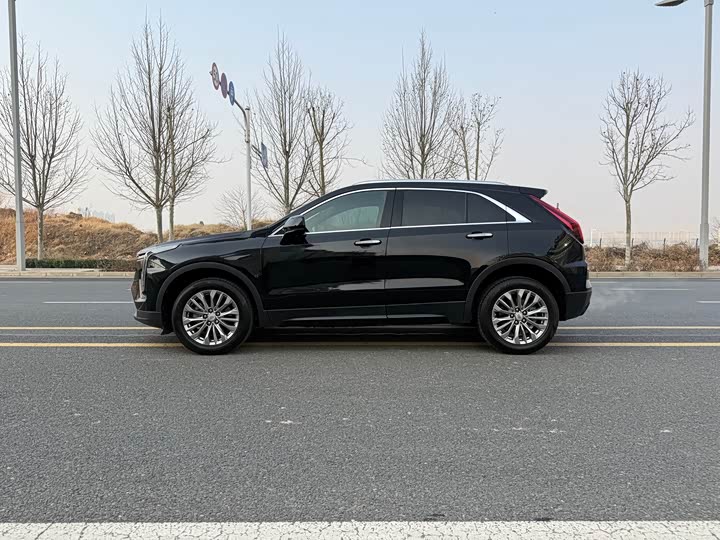 Cadillac XT4 2024 2024款 28T 两驱豪华型