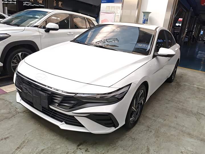 Hyundai Elantra N line 2023 2023款 1.5L CVT LUX尊贵版