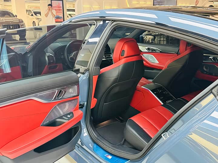 BMW 8 Series 2022 2022款 840i xDrive 四门轿跑车 M运动套装