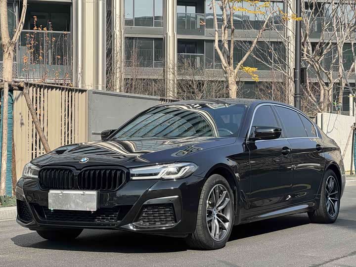 BMW 5 Series Hybrid 2022 2022款 改款二 535Le M运动套装