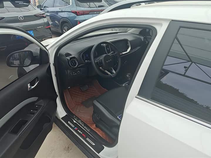 Kia KX1 2021 2021款 1.4L 自动趣享版