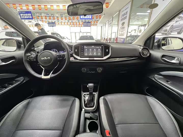 Kia KX1 2021 2021款 1.4L CVT趣享天窗款
