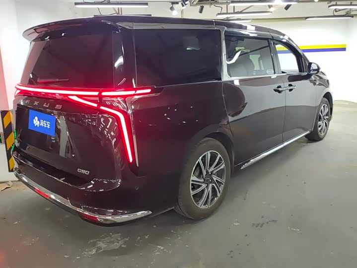 Maxus G90 2022 2022款 2.0T 星际七座版