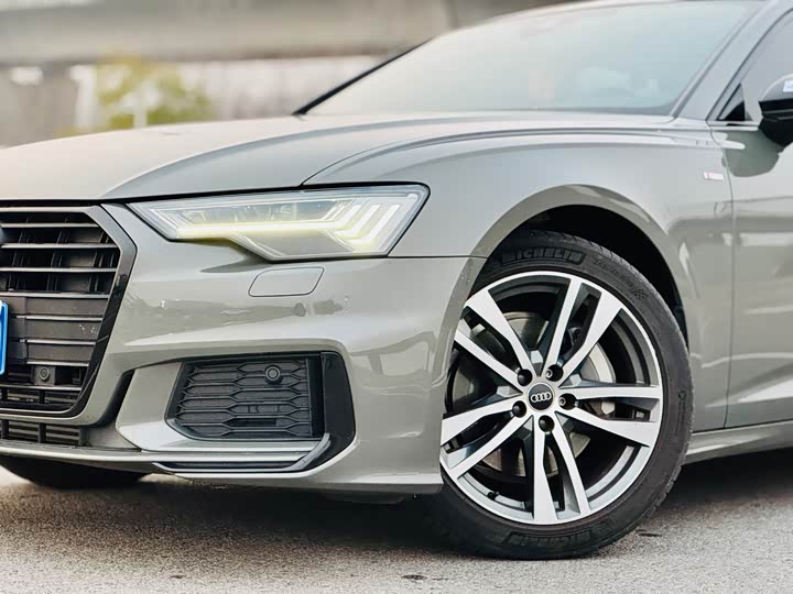 Audi A6 2023 2023款 Avant 先锋派 45 TFSI 臻选动感型