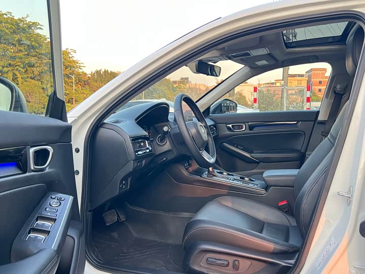 Honda Integra 2023 2023款 240TURBO CVT豪华版