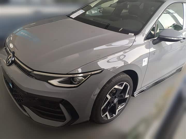 Volkswagen Golf 2025 2025款 300TSI R-Line