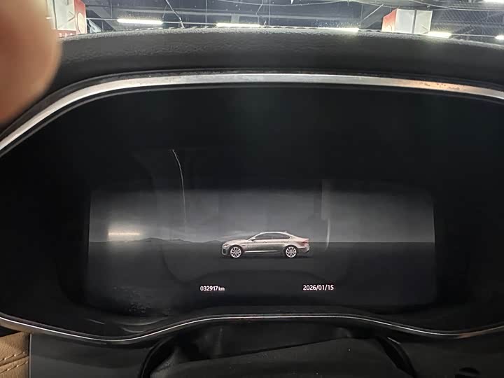 Jaguar XF L 2024 2024款 2.0T P250 两驱尊享豪华版