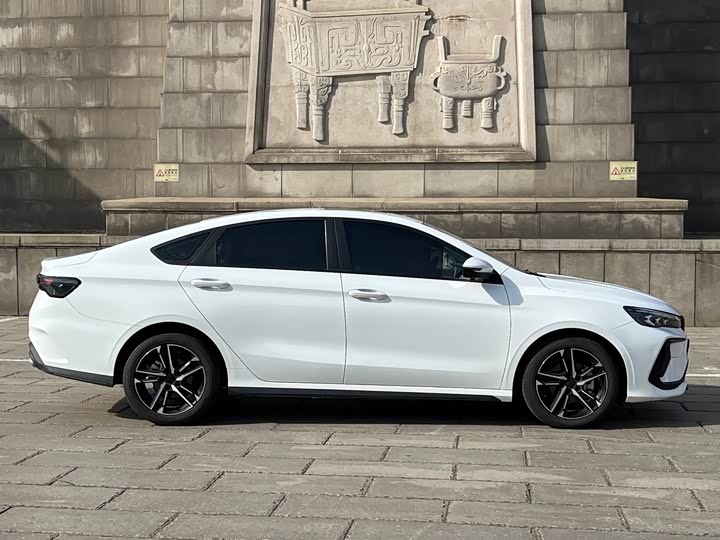 Geely Binrui 2024 2024款 缤瑞COOL 1.5T DCT冠军版