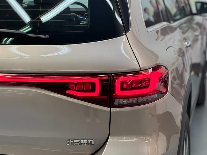 Mercedes-Benz EQB 2023 2023款 EQB 260