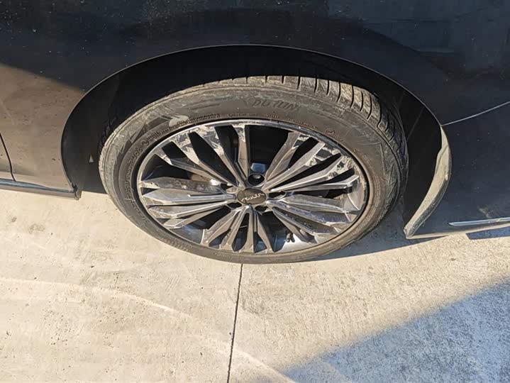 Dongfeng Aeolus Yixuan Max 2023 2023款 1.5T 超炫潮爸版