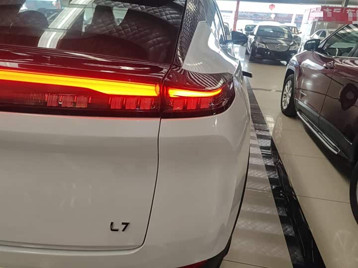 Dongfeng Aeolus L7 2024 2024款 205 Air