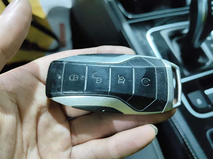 BYD Song Max 2021 2021款 升级版 1.5T 自动豪华型 7座