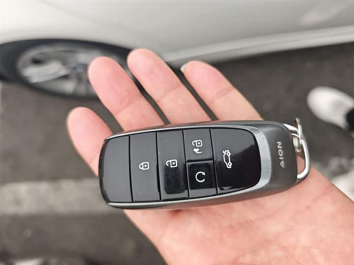 GAC Aion S 2023 2023款 魅 580 磷酸铁锂