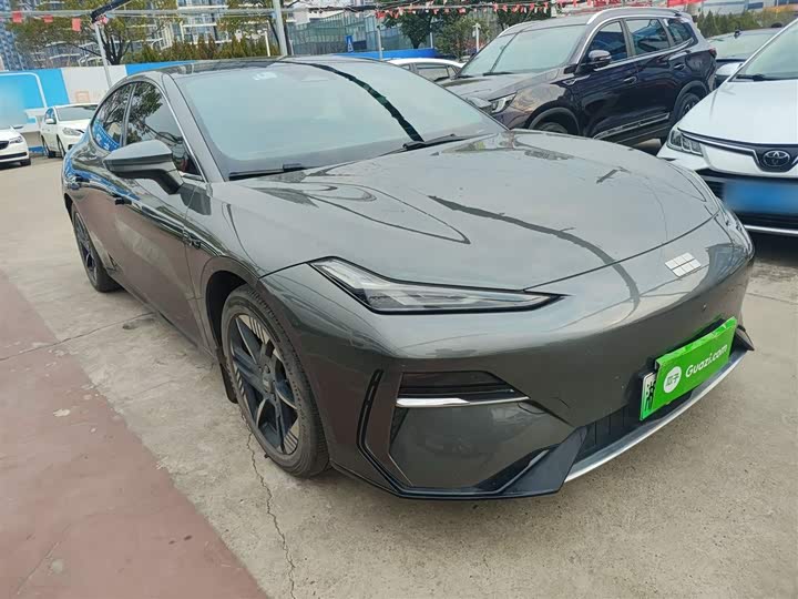 Geely Galaxy E8 2024 2024款 550km 后驱PRO