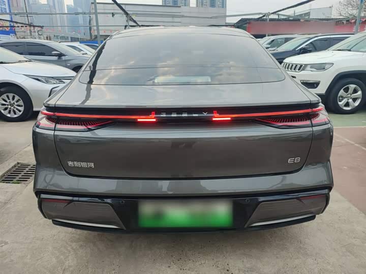 Geely Galaxy E8 2024 2024款 550km 后驱PRO