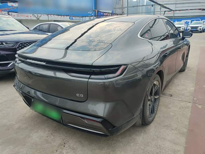 Geely Galaxy E8 2024 2024款 550km 后驱PRO