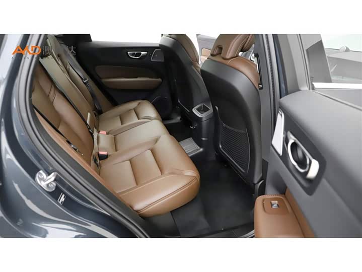 Volvo XC60 Hybrid 2025 2025款 插电式混动 长续航四驱智雅豪华版