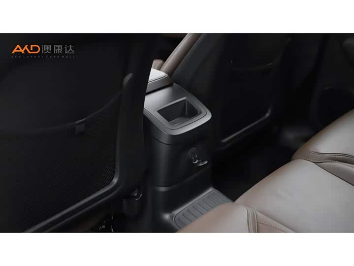 Volvo XC60 Hybrid 2025 2025款 插电式混动 长续航四驱智雅豪华版