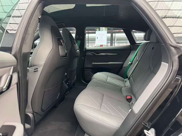 Zeekr 001 2023 2023款 WE版 86kWh