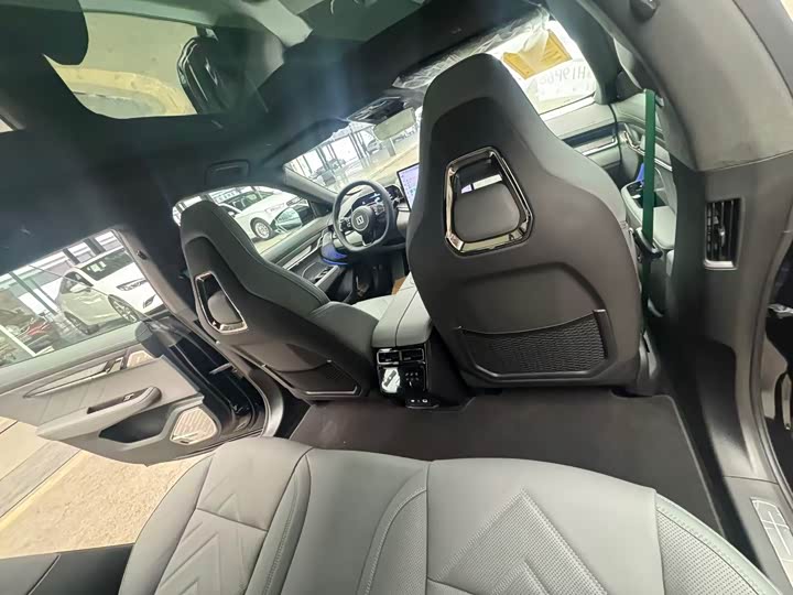 Zeekr 001 2023 2023款 WE版 86kWh