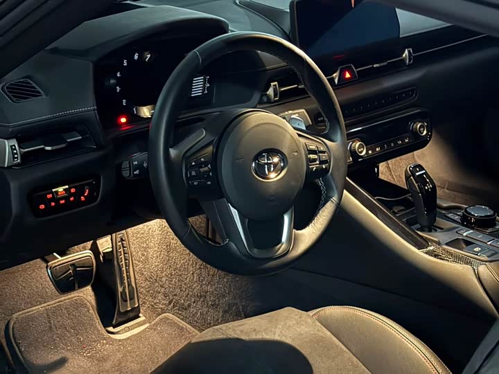 Toyota Supra 2022 2022款 改款 GR SUPRA 3.0T 标准型