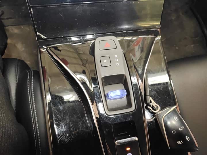 Dongfeng Aeolus Haohan 2023 2023款 DH-i 1.5T 豪华版