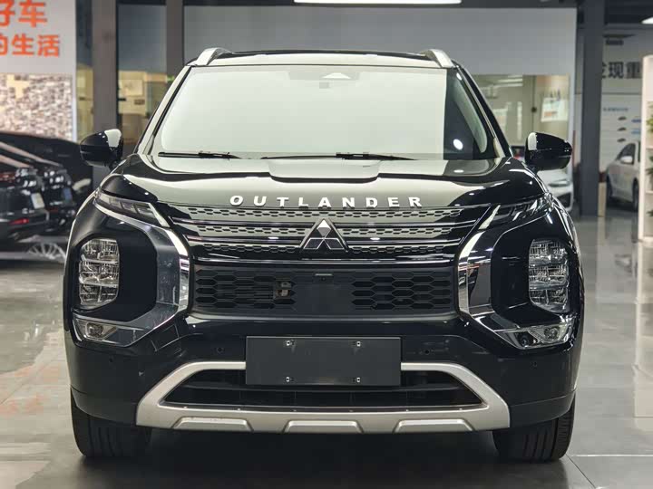 Mitsubishi Outlander 2023 2023款 1.5T CVT四驱尊耀版 7座