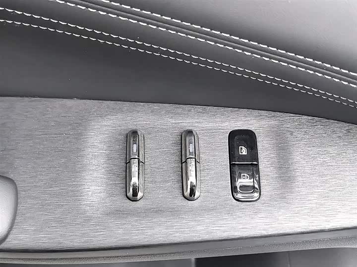 Dongfeng Aeolus L7 2025 2025款 205超长续航尊享型