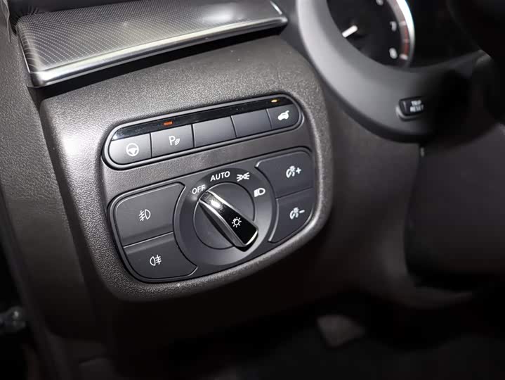 Infiniti QX55 2022 2022款 2.0T 四驱耀享版