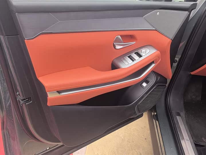 BYD Tang L 2025 2025款 DM 175KM无人机玩家版