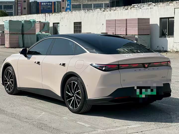 BAIC Arcfox Alpha S5 2024 2024款 560MAX 185kW