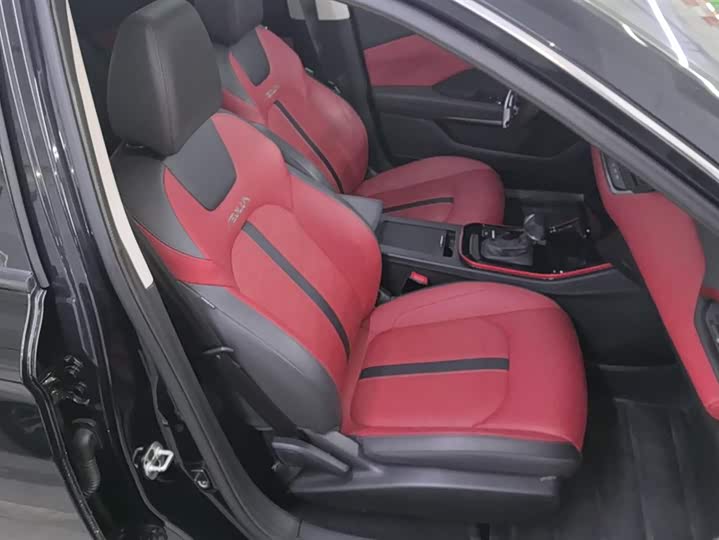 Dongfeng Aeolus Yixuan GS 2021 2021款 230T 自动追风版