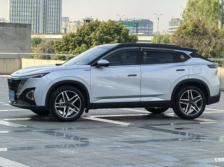 Dongfeng Aeolus Haohan 2023 2023款 DH-i 1.5T 尊贵版