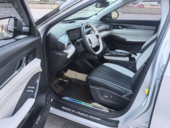 Dongfeng Aeolus Haohan 2023 2023款 DH-i 1.5T 尊贵版