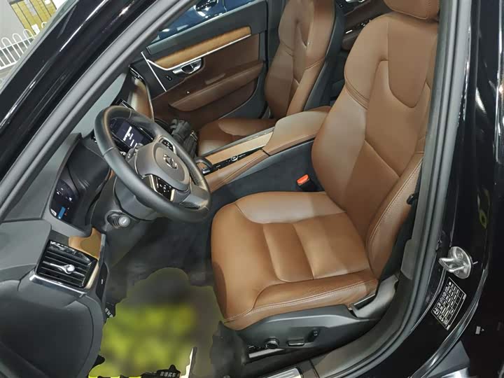 Volvo S90 2025 2025款 B5 智逸豪华版
