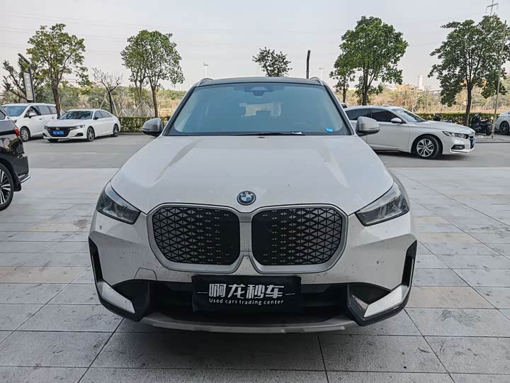 BMW iX1 2023 2023款 eDrive25L X设计套装