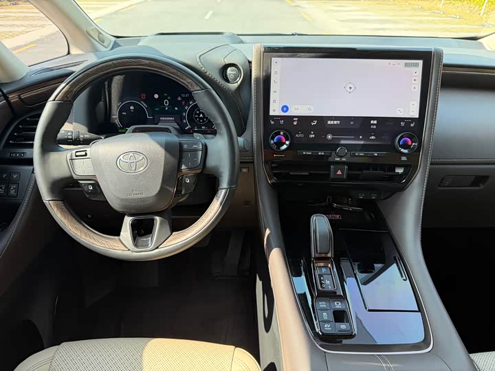 Toyota Alphard 2024 2024款 双擎 2.5L 尊贵版